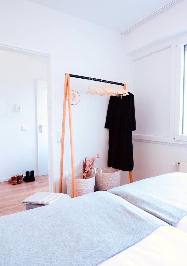 Apartment Mit Balkon - Netflix - Nahe Messe Duesseldorf クレーフェルト エクステリア 写真